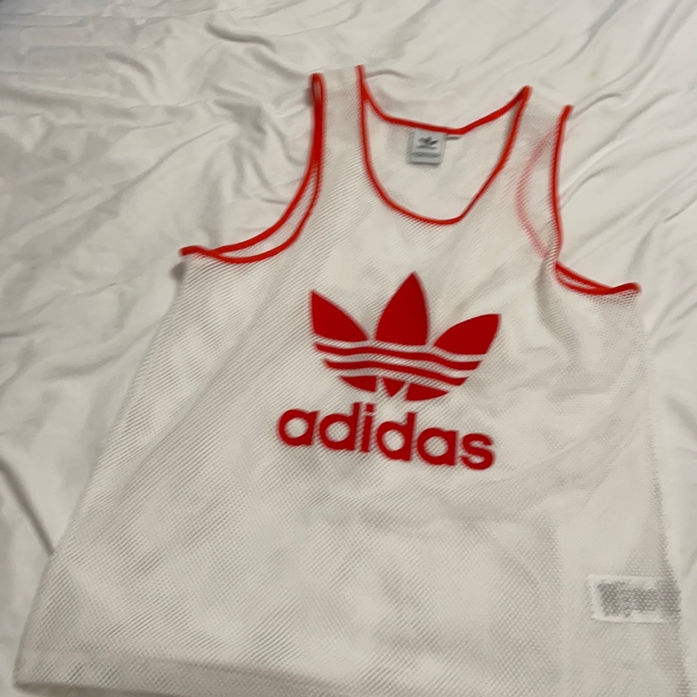 Adidas top size Small